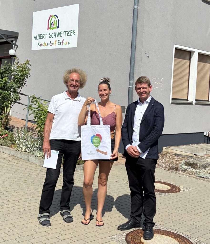 IMG_0444 Übergabe Spende Albert Schweitzer Kinderdorf